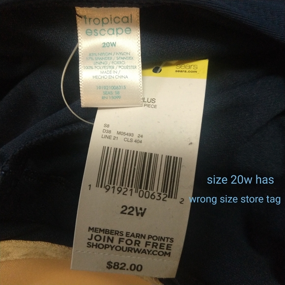 Tropical Escape Rouched One Piece Swimsuit Plus - Picture 7 of 10